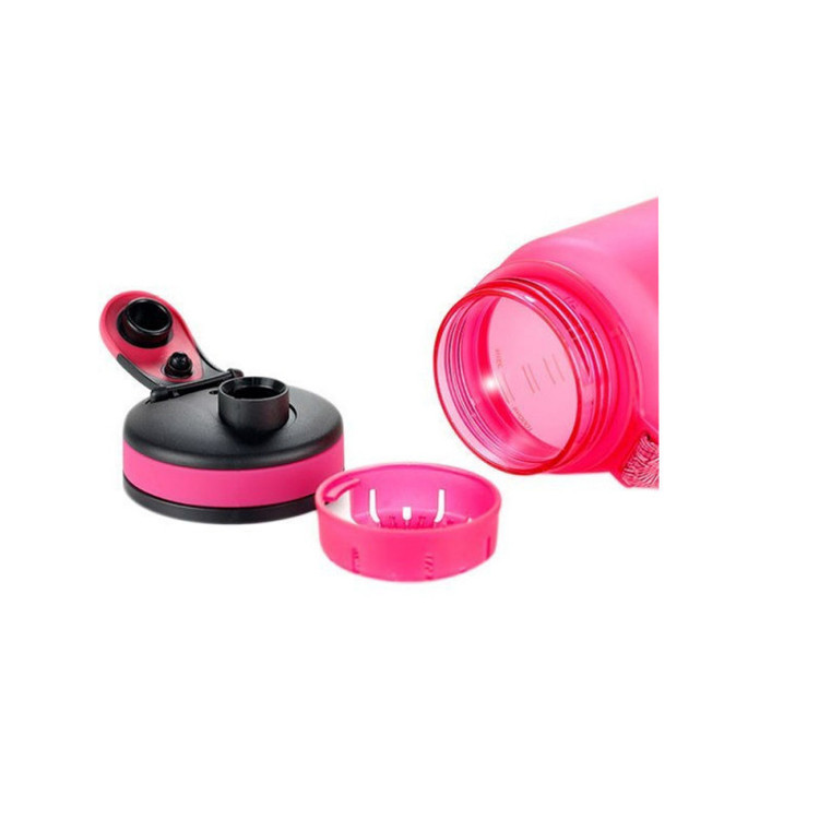 بطری آب uzspace