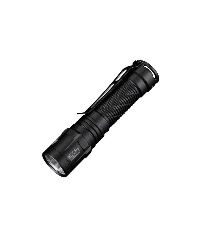 چراغ قوه نایتکر MT2C Pro با بدنه مشکی و طراحی ارگونومیک