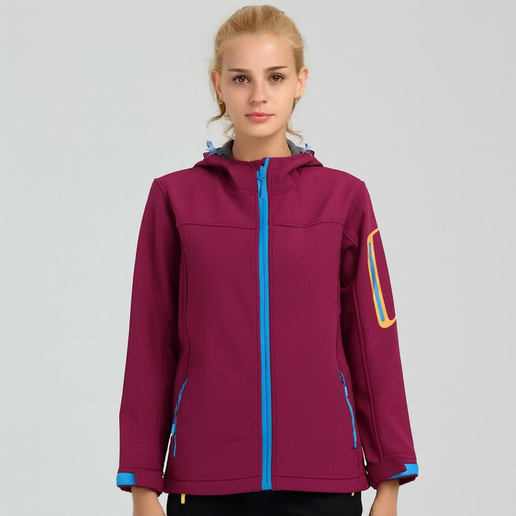 کاپشن وینداستاپر زرشکی زنانه با یقه ایستاده برای محافظت بیشتر