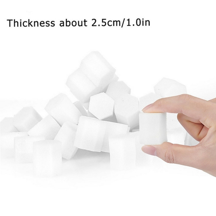 بالش بادی نیچرهایک پر شده از قطعات اسفنجی با خاصیت ارتجاعی 2.5 سانتیمتر که نرمی و راحتی بینظیری را فراهم میکند